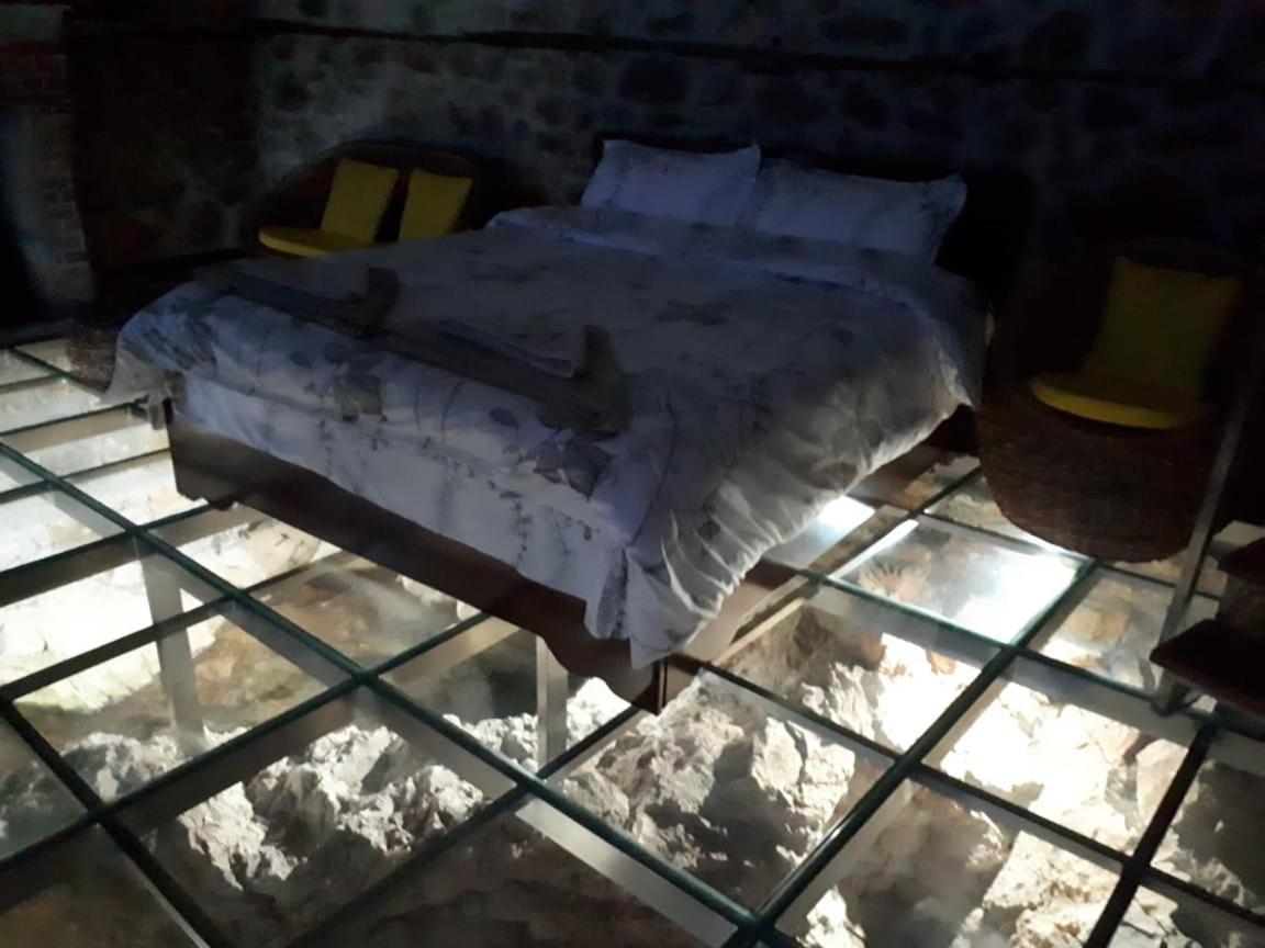 Nuci'S Home Glass Floor Tushemisht エクステリア 写真